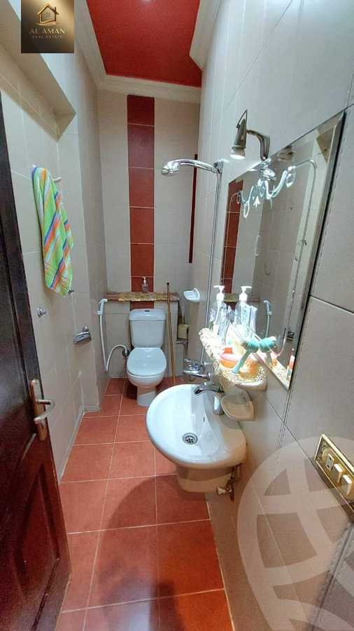 https://aqarmap.com.eg/en/listing/5675333-for-sale-cairo-mokattam-lhdb-l-ly-diplomats-neighborhood -el-imam-el-hussein-st
