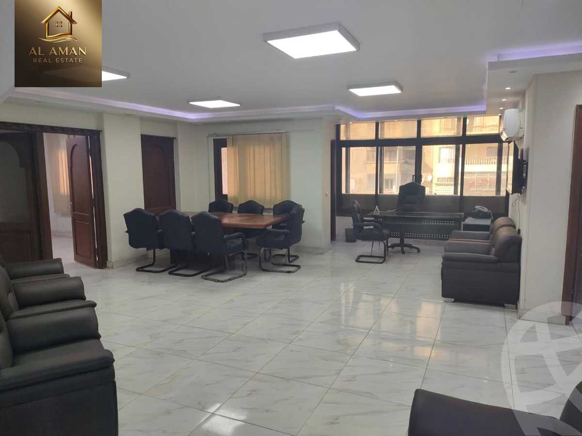 https://aqarmap.com.eg/en/listing/5086751-for-sale-cairo-mokattam-lhdb-l-ly-el-naforah-square