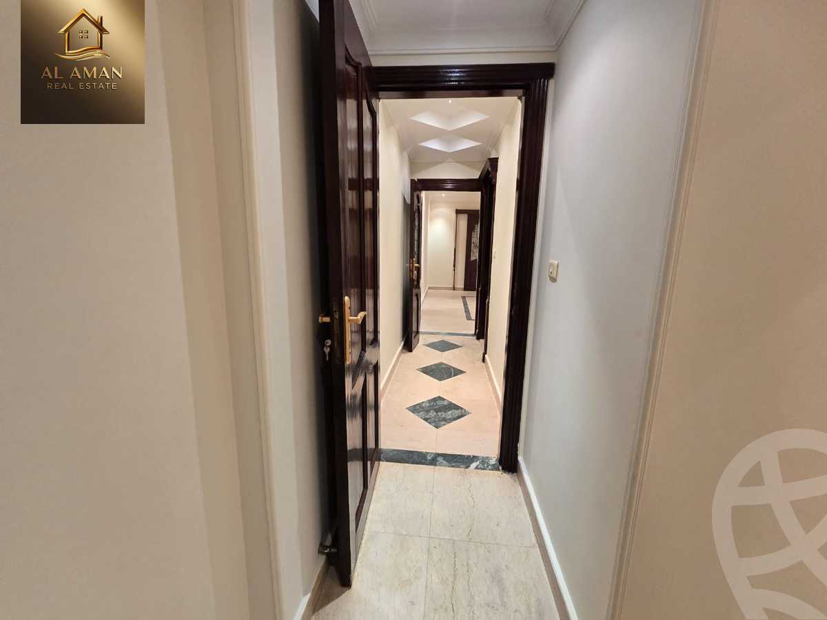 https://aqarmap.com.eg/ar/listing/5373405-for-sale-cairo-mokattam-lhdb-l-ly-skoda-el-quds-st