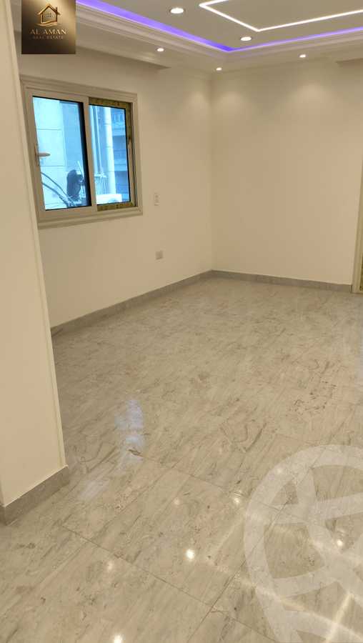 https://aqarmap.com.eg/ar/listing/5859854-for-sale-cairo-mokattam-lhdb-l-ly-manteqt-ganob-s