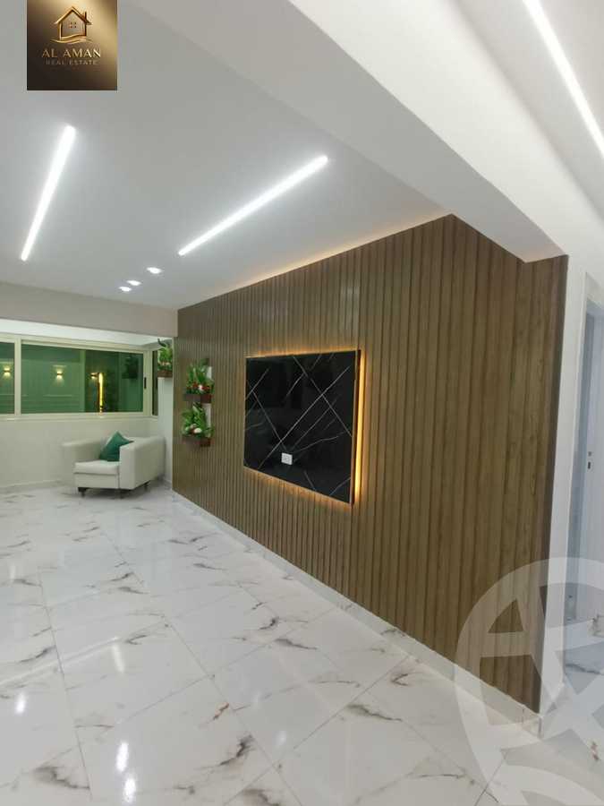 https://aqarmap.com.eg/en/listing/5893401-for-sale-cairo-mokattam-lhdb-l-ly-el-naforah-square