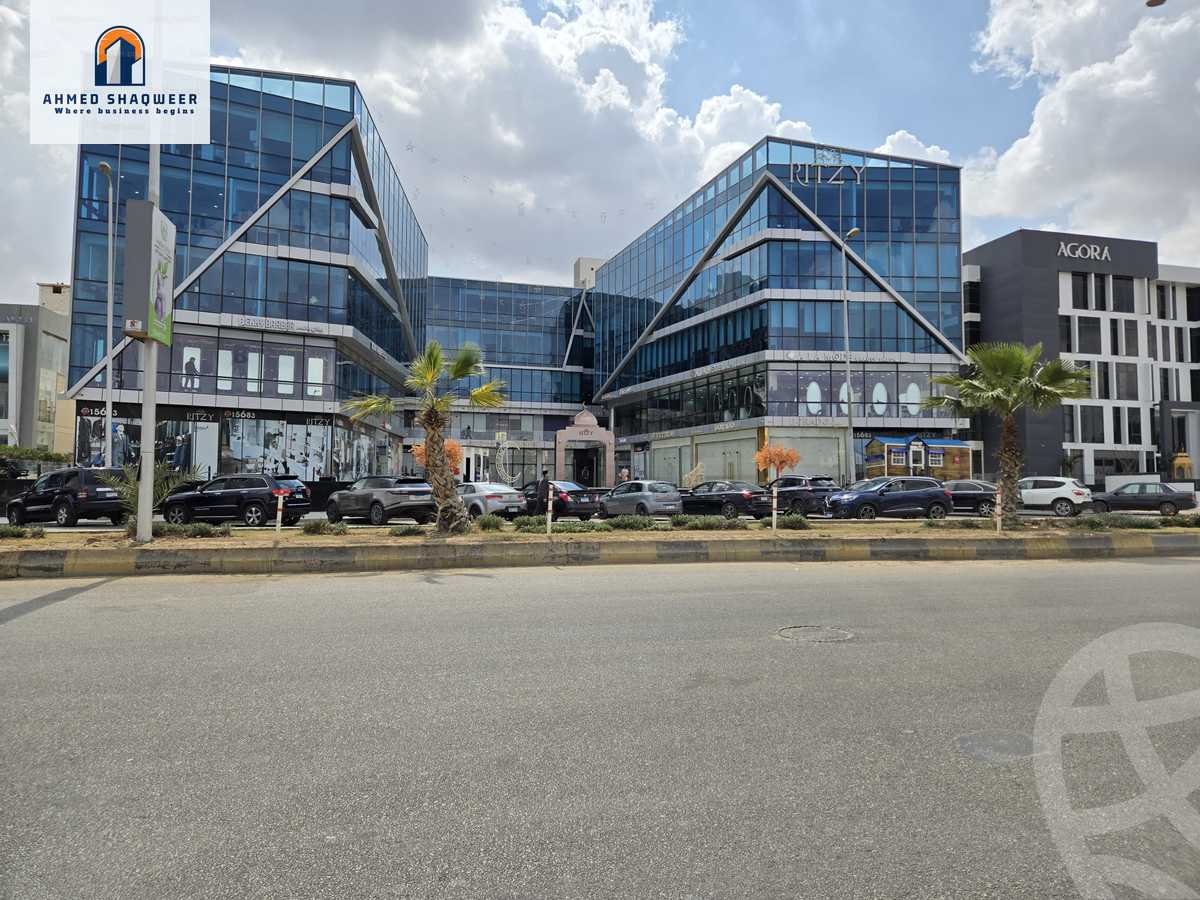 https://aqarmap.com.eg/en/listing/6344495-for-rent-cairo-el-sheikh-zayed-city-compounds-rytzy-blz-mwl-tybh-llstthmr-l-qry