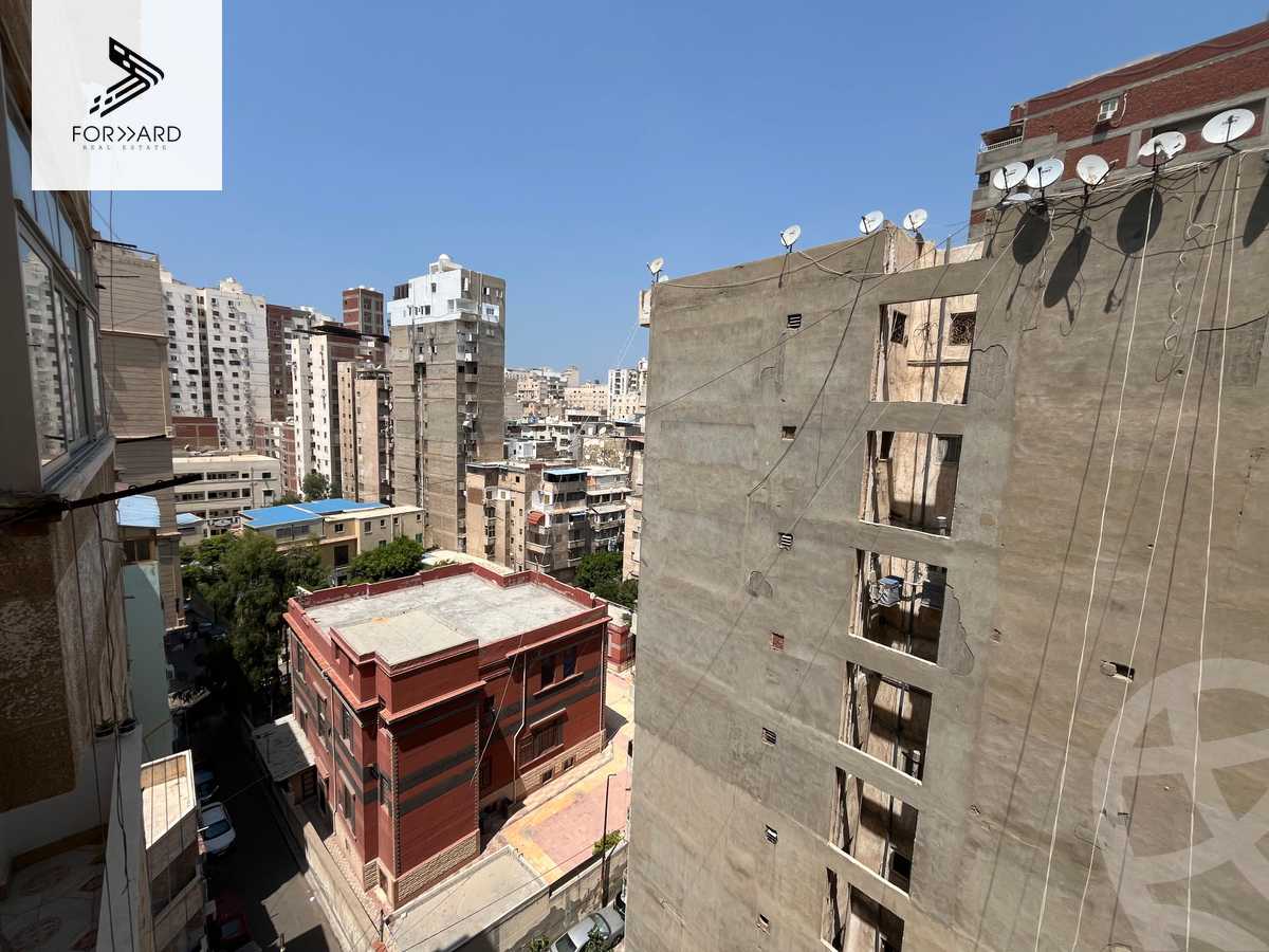 https://aqarmap.com.eg/ar/listing/6301088-for-sale-alexandria-ganaklis-shr-bw-qyr-tryq-lhry