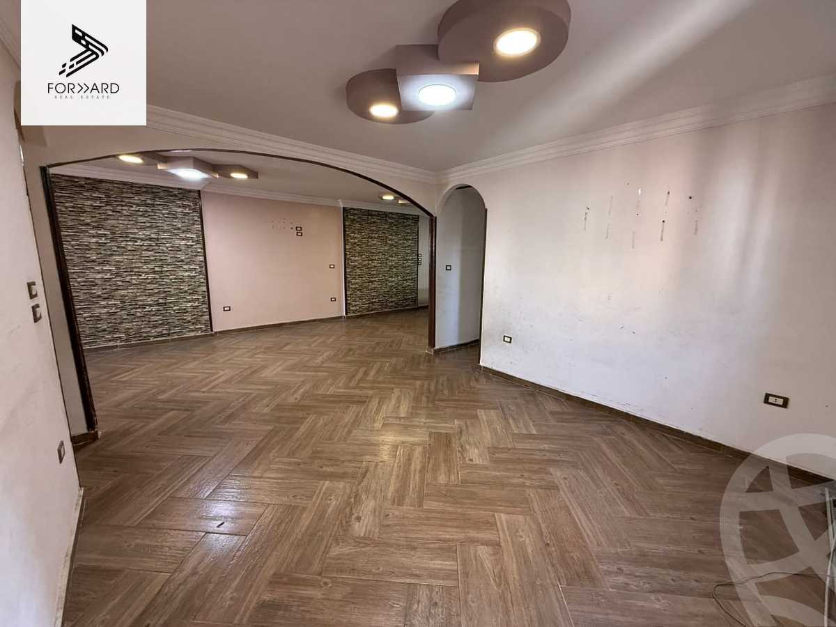 https://aqarmap.com.eg/en/listing/6449648-for-sale-alexandria-camp-cesar-port-said-street