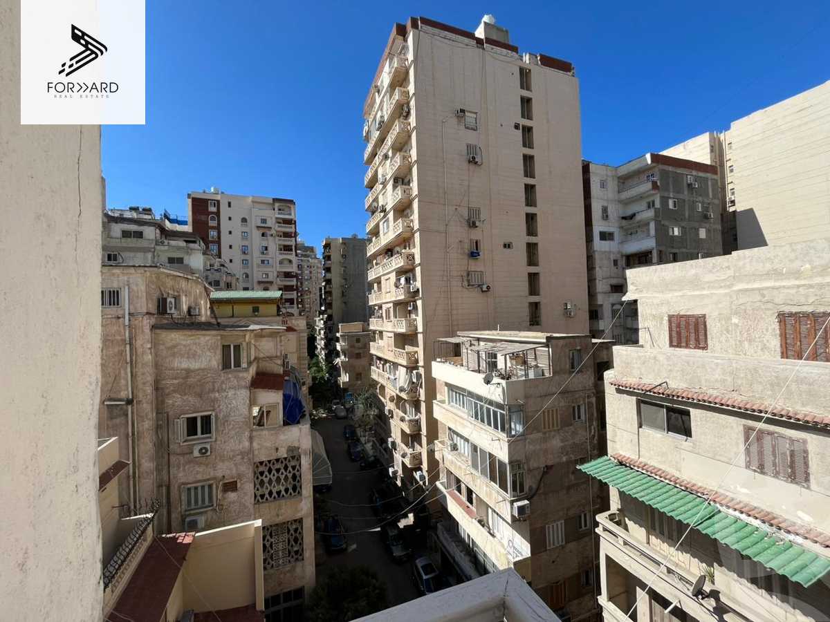 https://aqarmap.com.eg/en/listing/6456391-for-sale-alexandria-lauran-shr-srhnk