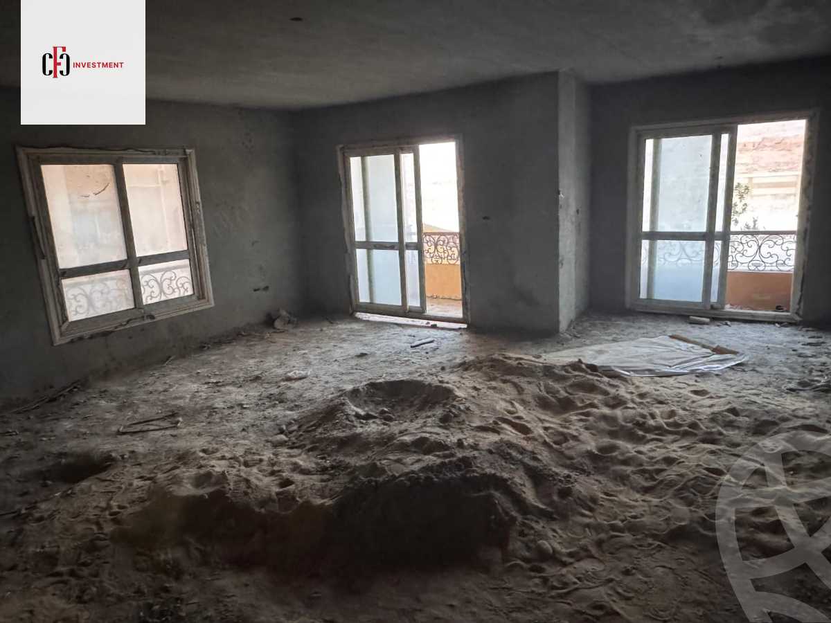 https://aqarmap.com.eg/en/listing/6481470-for-sale-cairo-el-sheikh-zayed-city-compounds-el-khamayel