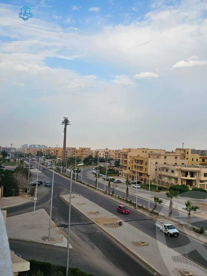 https://aqarmap.com.eg/en/listing/6579566-for-sale-cairo-el-sheikh-zayed-city-el-hay-elthamen-lhkm