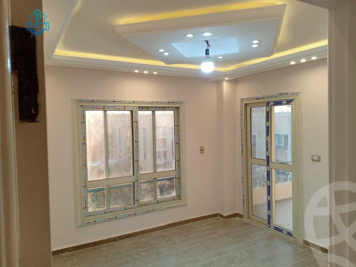 https://aqarmap.com.eg/ar/listing/6582213-for-rent-cairo-el-sheikh-zayed-city-compounds-el-khamayel
