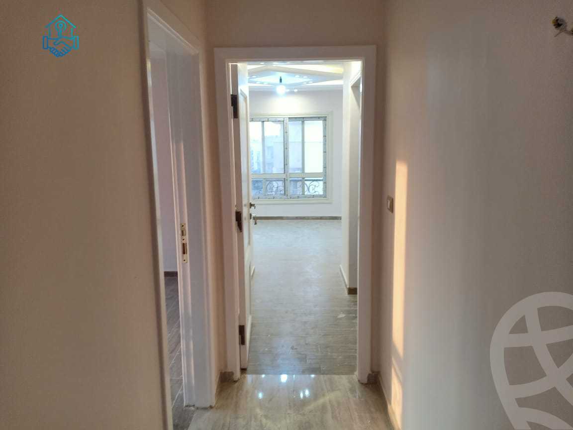 https://aqarmap.com.eg/ar/listing/6582213-for-rent-cairo-el-sheikh-zayed-city-compounds-el-khamayel