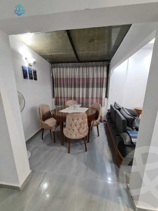 https://aqarmap.com.eg/ar/listing/6595244-for-rent-cairo-el-sheikh-zayed-city-el-hay-el-hady-ashaer-area-1-street-16